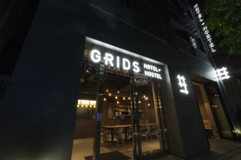 Grids Tokyo Asakusa-Bashi Hotel&Hostel — отель в Токио, Япония