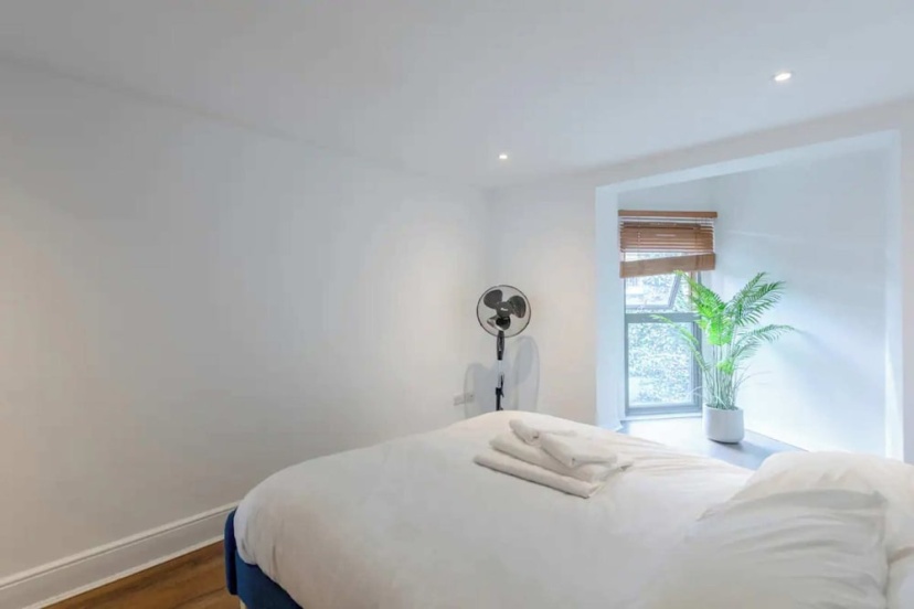 Bright & Contemporary 1BD Flat - Haggerston — отель с удобным расположением в Лондоне