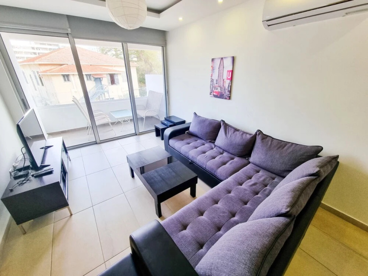 Sea Duced City Apartment — комфортный отель в Ларнака