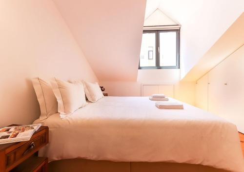Central Lisbon Apartments Tivoli — отель с удобным расположением в Лиссабоне
