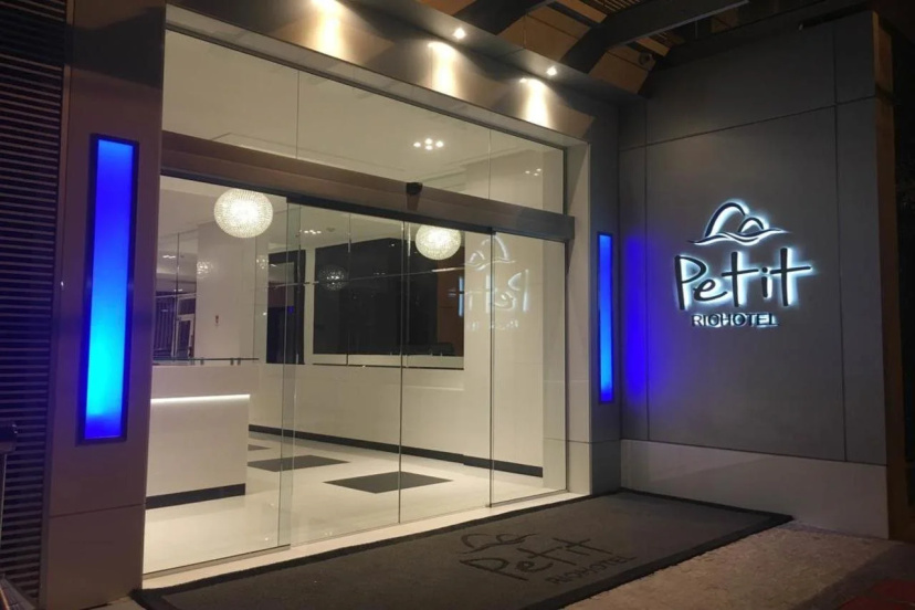 Petit Rio Hotel — комфортный отель в Рио