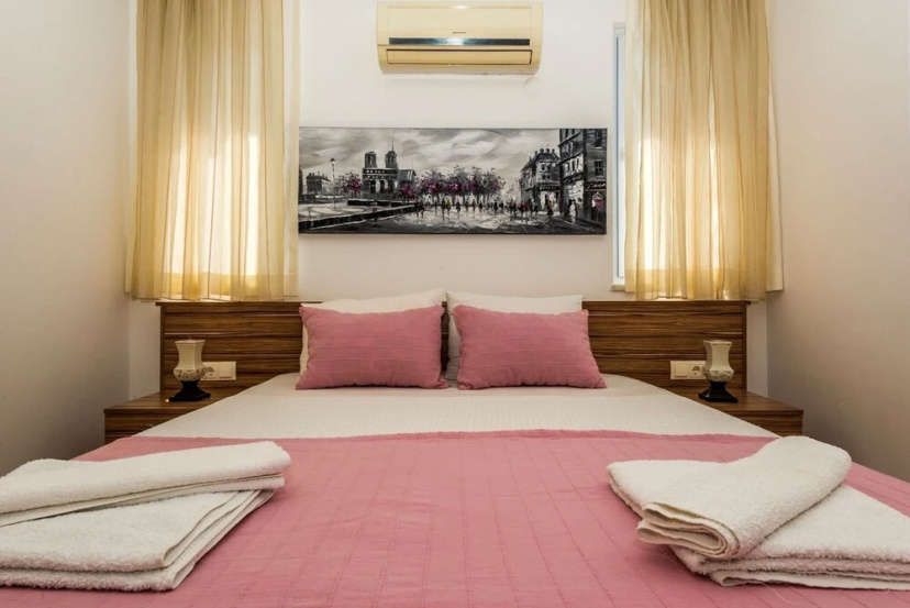 Legend Apartments Dublex 1 — отель с удобным расположением в Фетхие