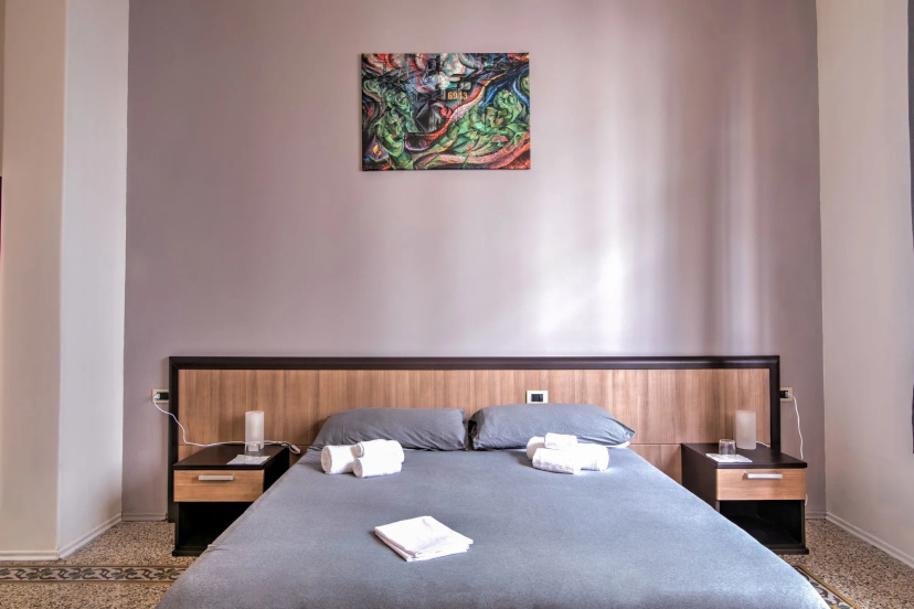 Maqueda Central Suites — забронировать отель в Палермо