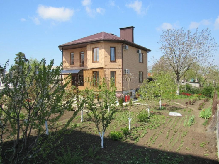 Pod Klyuch S Sadom I Zonoj Barbekyu Guest House — комфортный отель в Анапе