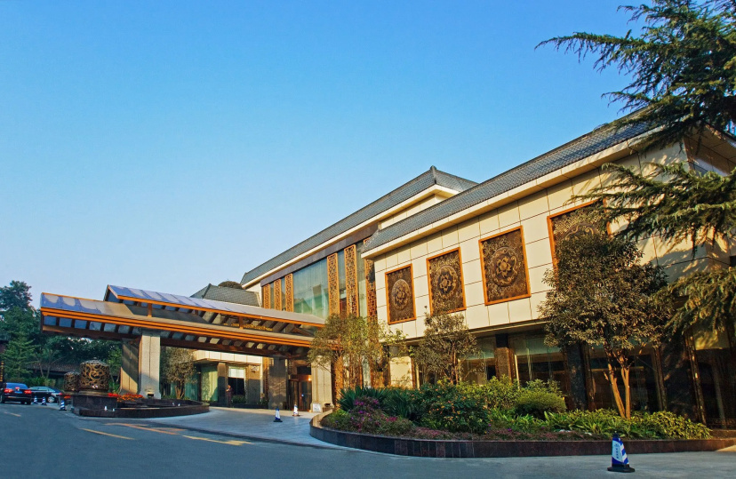 Chengdu Wangjiang Hotel — отель с отзывами гостей в Чэнду