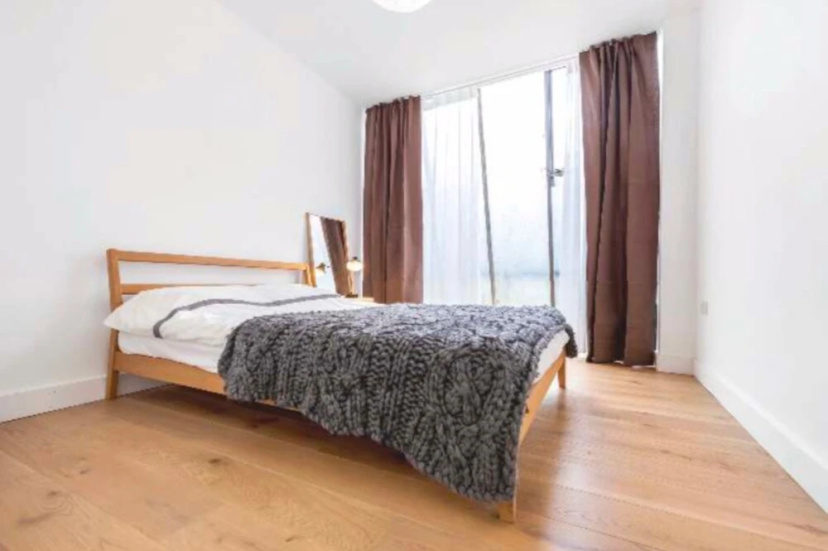 3 Bedroom Warehouse-style Apartment in Balham — отзывы гостей и цены