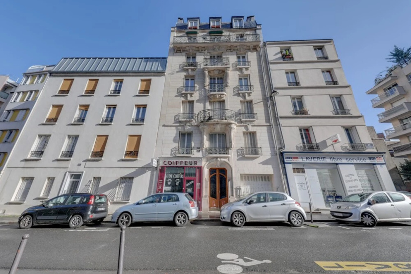 6 people apartment for family and — комфортный отель в Париже