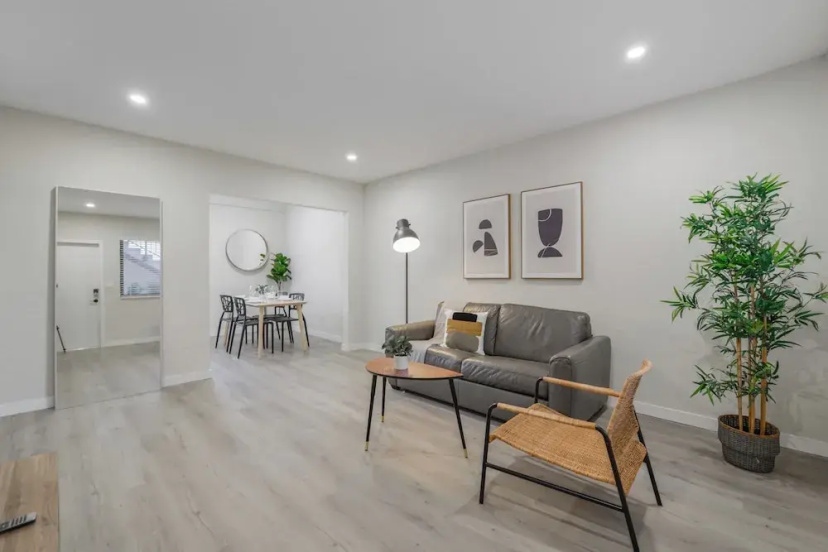 Stylish Apartments on Iconic Calle Ocho — отель с удобным расположением в Майами