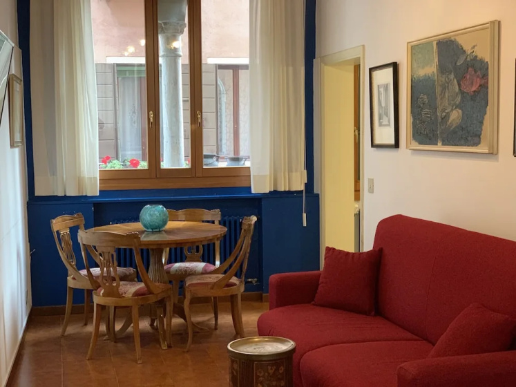 Цены на Grimaldi Apartments - Alle Bifore в Венеции
