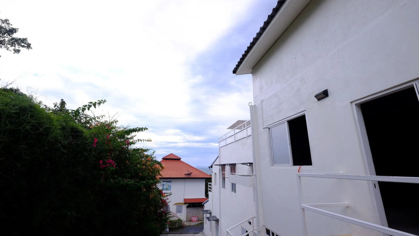 Baan Jai Dee Beach Front Hotel — отель с удобствами в Ко Пханган