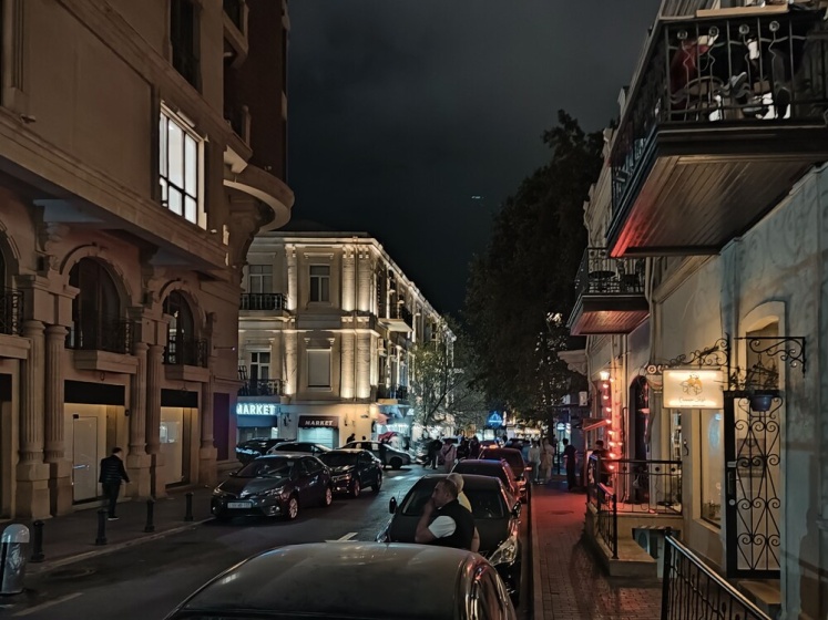 Nizami Street Royal Luxury Apartment — отель с удобствами в Баку