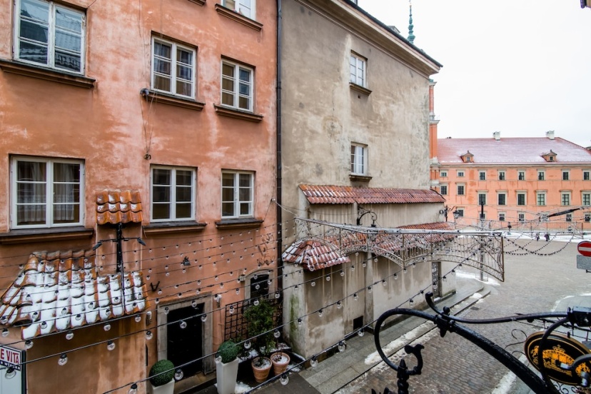 Piwna Apartment Old Town — отель с удобным расположением в Варшаве