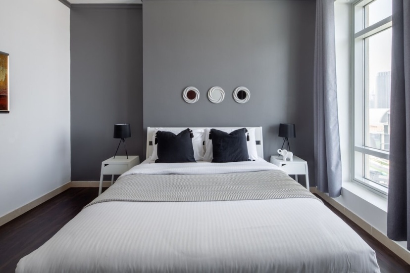 Цены на Sophisticated 2BR With Stunning Burj Khalifa Views в Дубае