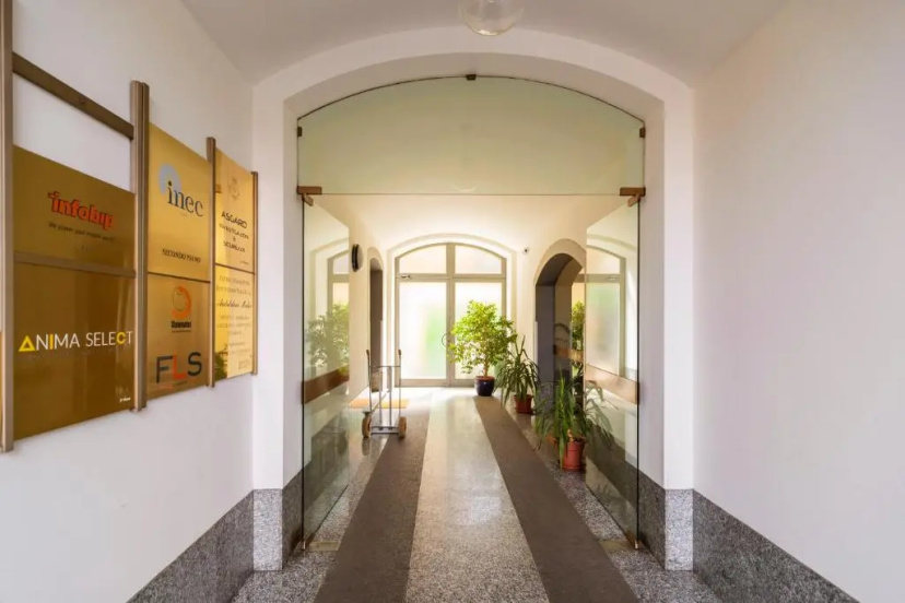 Cadorna Apartments — отель с удобствами в Милане