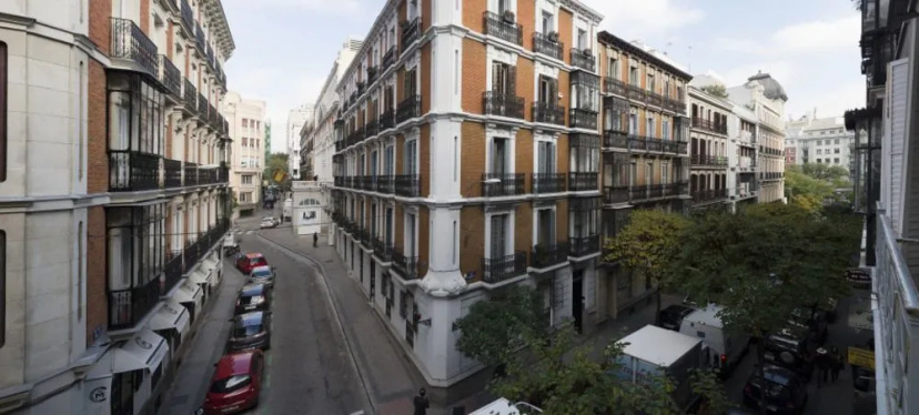 Цены на Apartamentos MLR Almirante в Мадриде