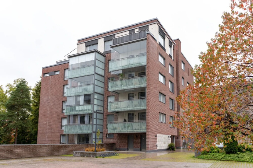 Цены на 1br apartment with sauna in Pitäjänmäki в Хельсинки