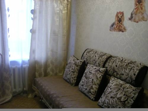 Цены на Cozy Apartment in the Quiet Center of Novosibirsk в Новосибирске