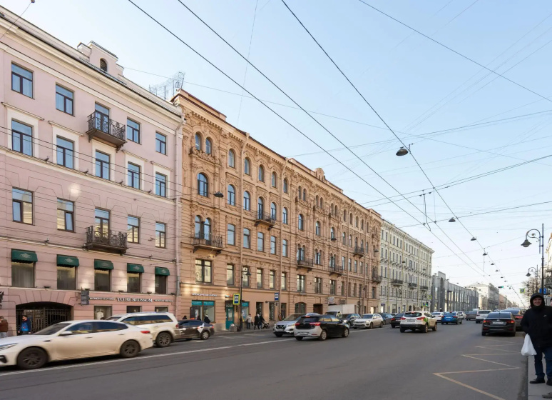 С.Утками на проспекте Литейный — забронировать отель в Санкт-Петербурге
