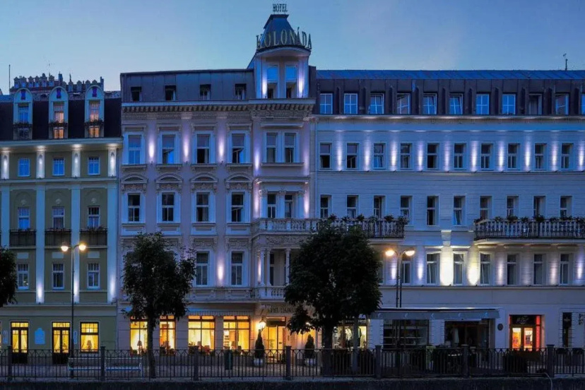 Hotel Kolonada — отель в удобной локации в Карловых Варах