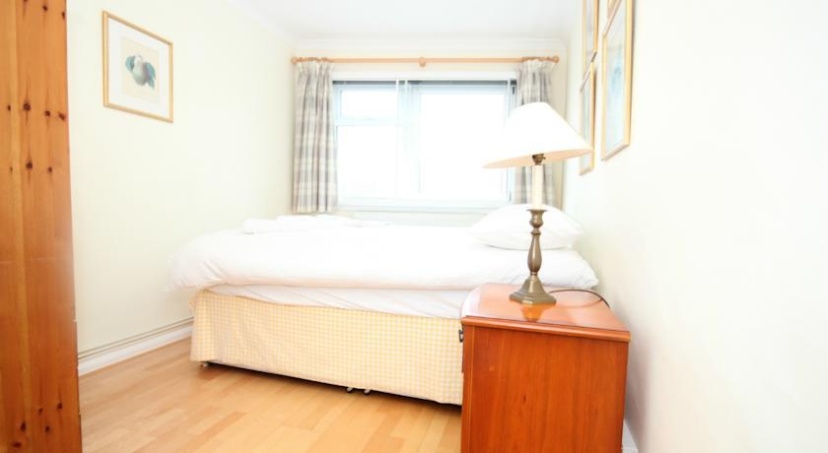 FG Property - Victoria, Wilton Road — отель с удобным расположением в Лондоне