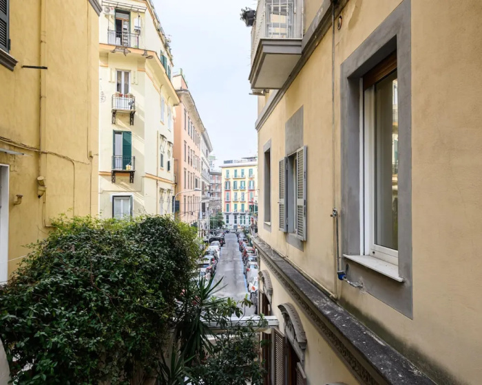 Via Morghen 63 in Napoli — комфортный отель в Неаполе