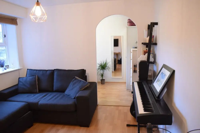 Lovely 1 Bedroom Flat in Tooting Bec — отель с удобным расположением в Лондоне