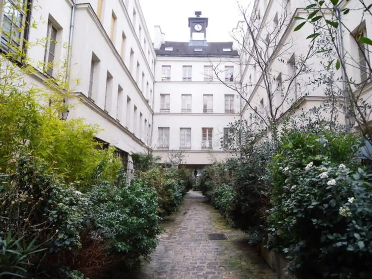 Apartment With one Bedroom in Paris, With Wonderful City View, Furnish — комфортный отель в Париже