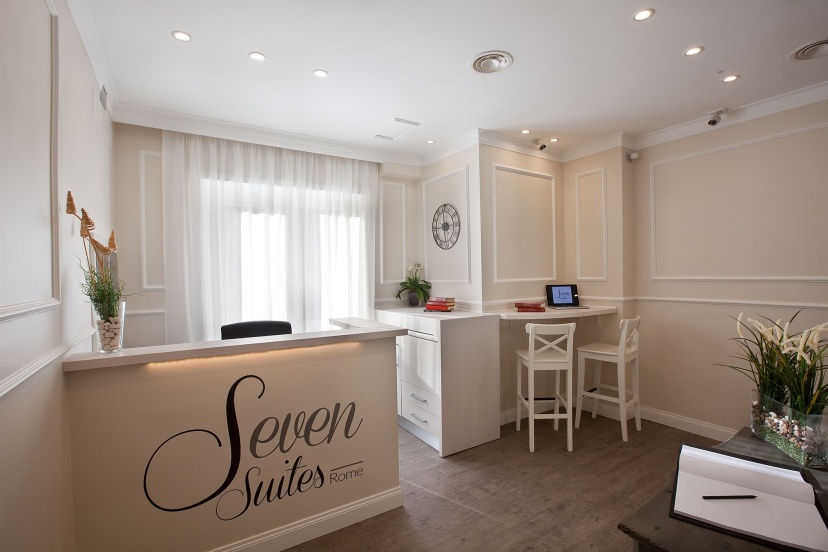Seven Suites — отель с удобным расположением в Риме