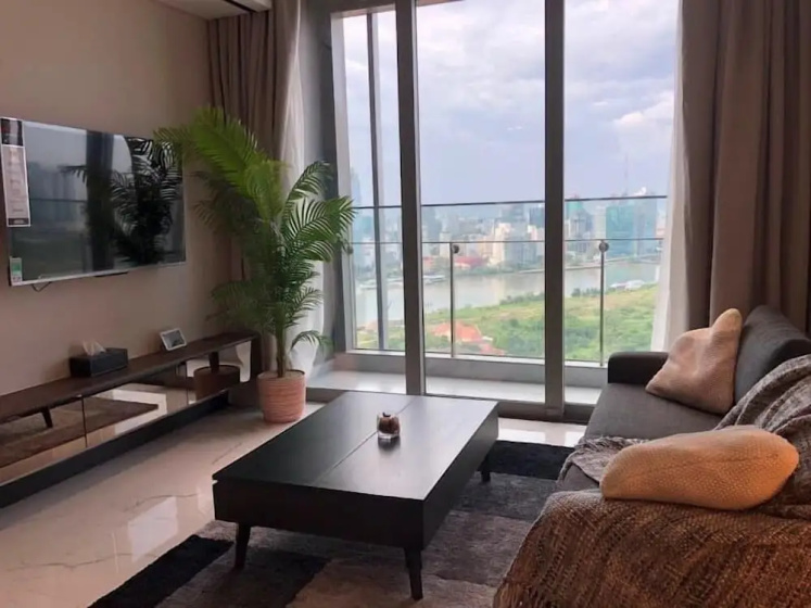 Hoasun Emperor Apartment - Empire City — комфортный отель в Хошимине