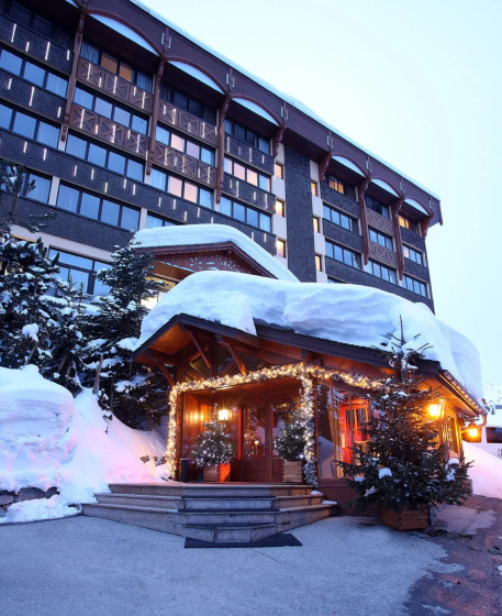 Alpes Hotel du Pralong — отель с удобствами в Куршевеле