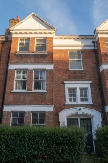 Bright Stockwell Apartment — комфортный отель в Лондоне