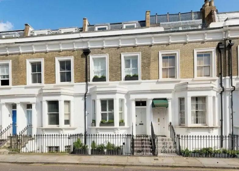 Luxury Shawfield Apartment in London — отель в Лондоне, Соединенное Королевство