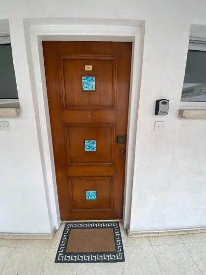 Berries 1-BR Apt in Larnaca — отель с удобствами в Ларнака
