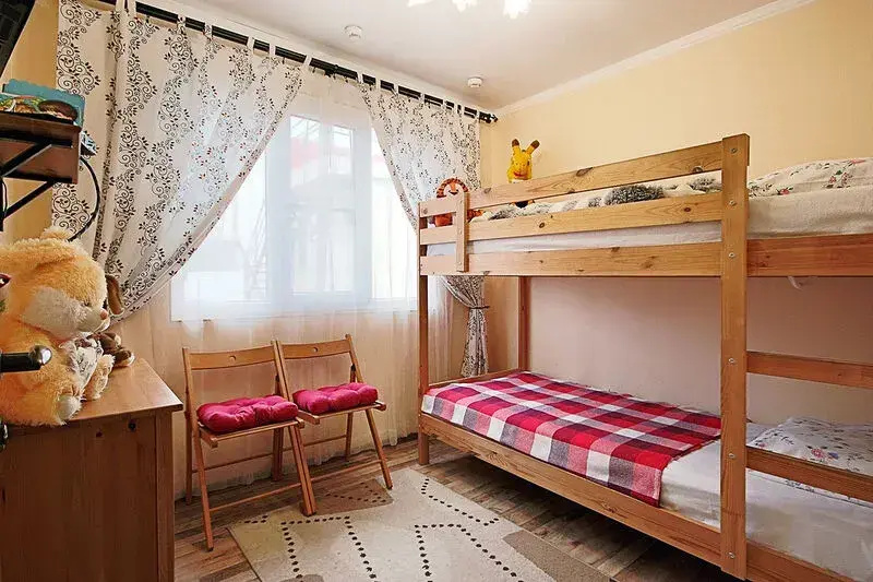 Цены на Семь морей в Голубицкая