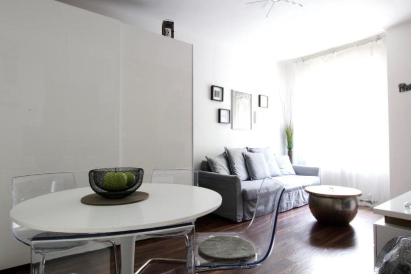 Standard Apartment by Hi5 - Nagymező 11 — отель с удобствами в Будапеште