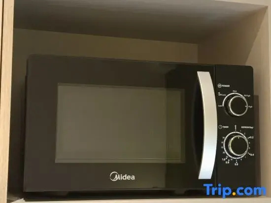Coliwoo River Valley 298 Serviced Apartment — отель с удобствами в Сингапур