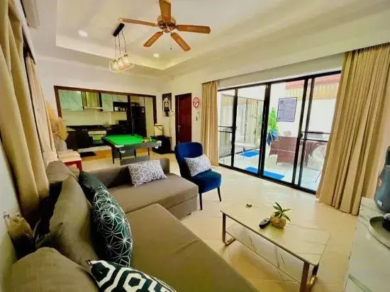 MJ21 Majestic Residence — отель с удобствами в Паттайе