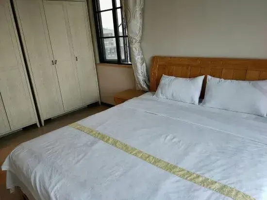 Yuesi Holiday Apartment (Hailv Duty Free City Branch) — отель в Санье, Китай