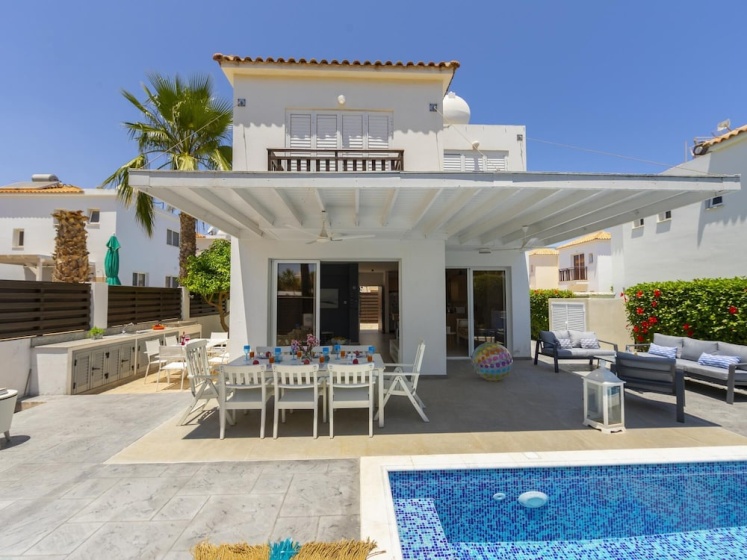 Villa Passion in Protaras — отель с удобным расположением в Протарас