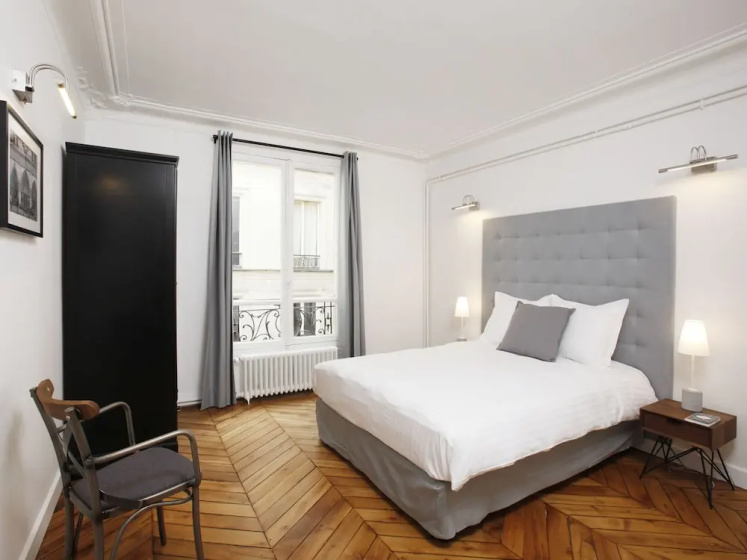 LUX 4BDR Opera Lafayette 2 by Livinparis — отель в Париже, Франция