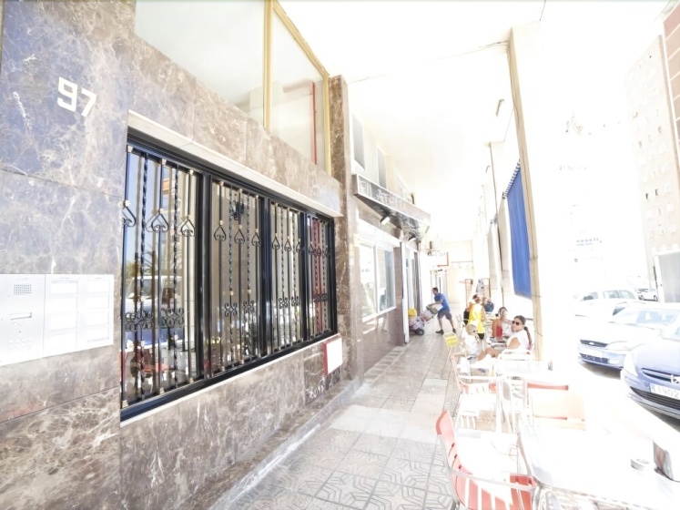 Apartamentos Kasa 25 - Sierra y Mar — забронировать отель в Аликанте