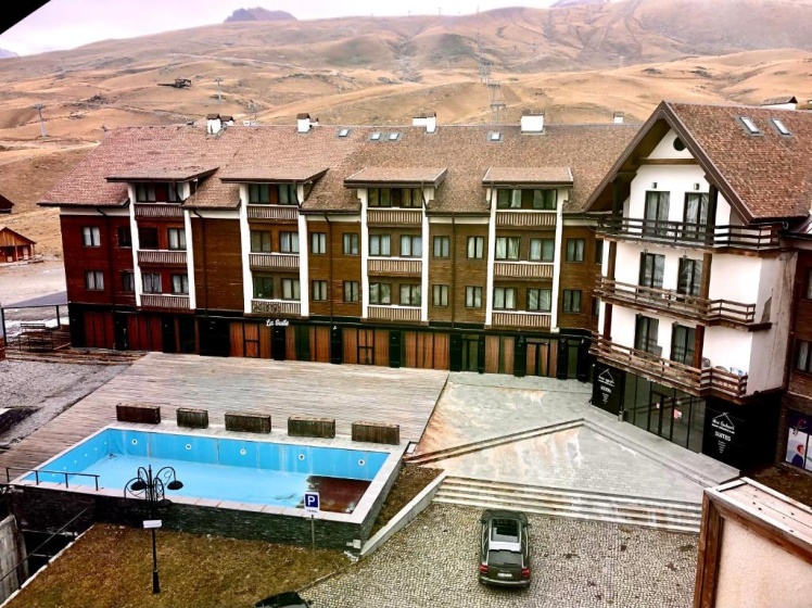 3-room New Gudauri 404 — забронировать отель в Гудаури