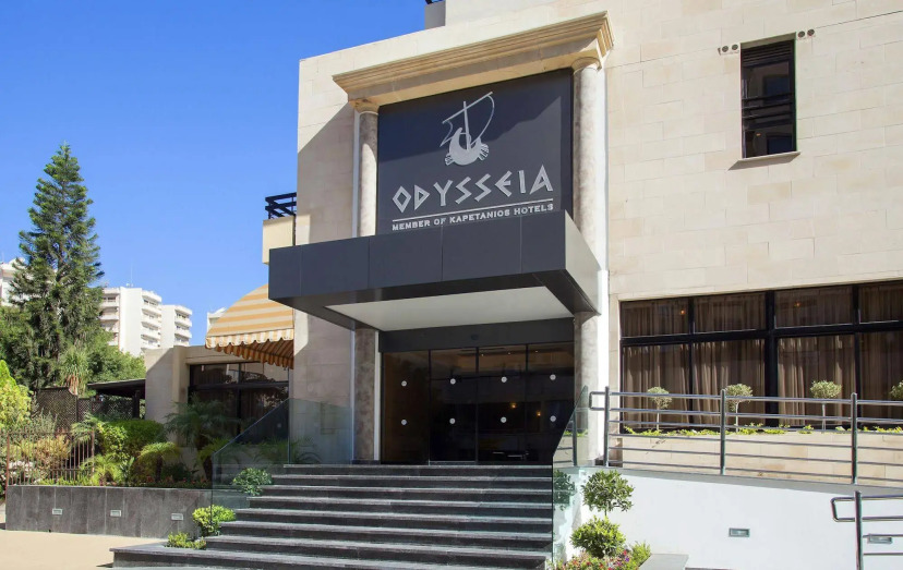 Otel' Kapetanios Odysseia — отель рядом с интересными местами в Лимассол