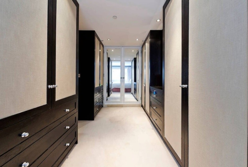 4 Bedroom House, Holland Park 3 — отель в Лондоне, Соединенное Королевство