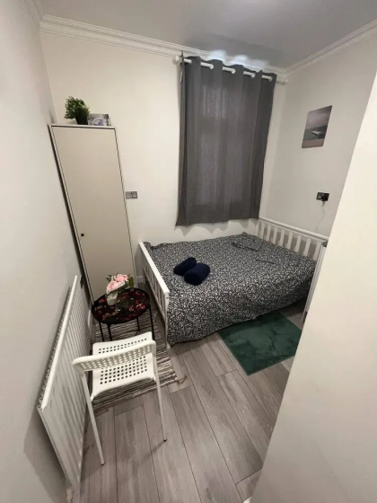 Lovely Apartment Close to Acton Central Station — отель с удобствами в Лондоне