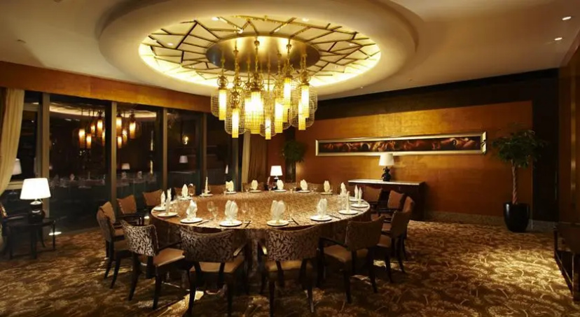 Kun Tai Hotel — отзывы гостей и цены