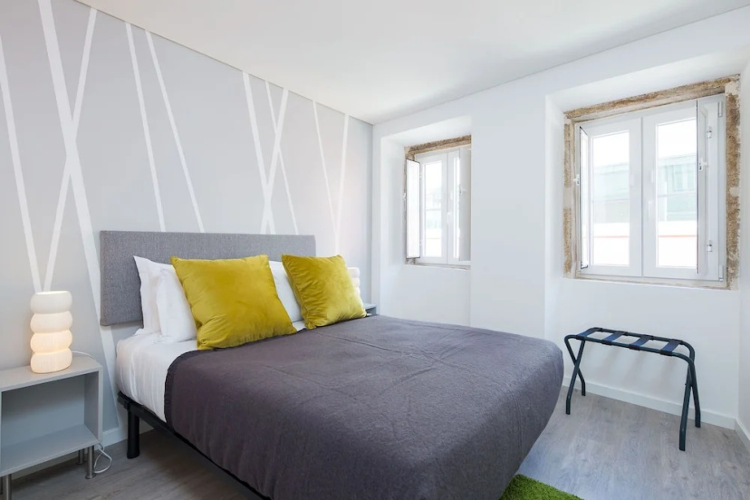 Designer Flats in Lapa by LovelyStay — комфортный отель в Лиссабоне