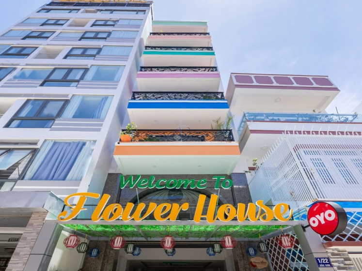 Flower House Apartment by OYO Rooms — отель с удобствами в Нячанге