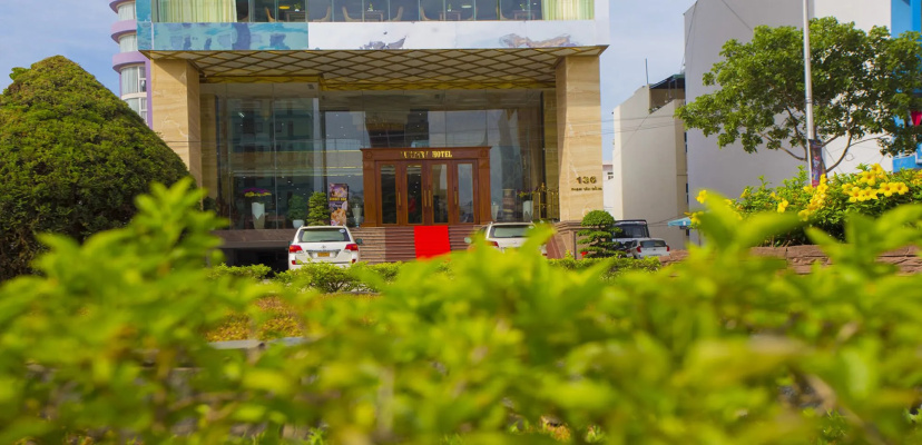Цены на Luxtery Hotel в Дананге