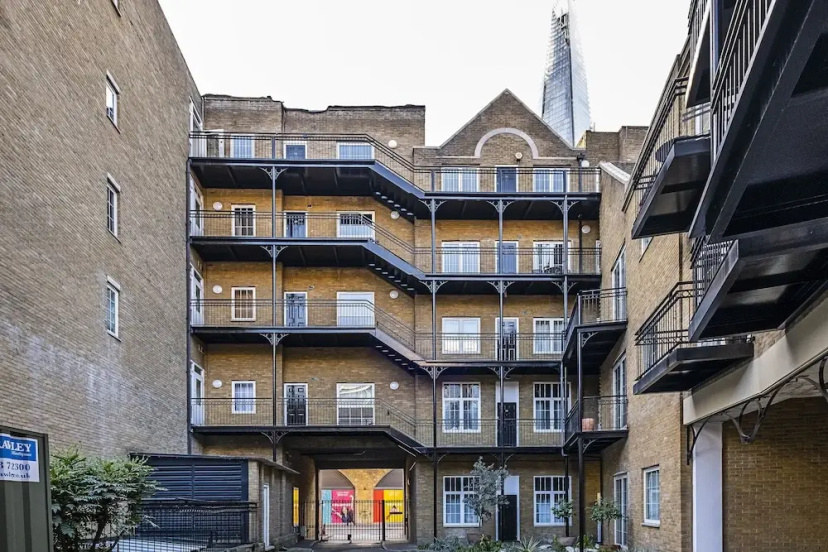 Oxford Drive Apartments — забронировать отель в Лондоне